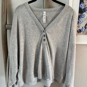 Alolux Soho Crop Henley, grey, size L. Worn and washed but in good condition.